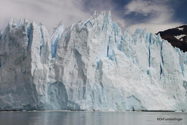 Glacieres National Park (Perito Merino Glacier). Boat cruise to glacier