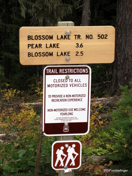 Blossom Lake 2010 005. Blossom Lake trailhead