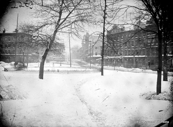 Borough_Hall_Park,_Brooklyn,_ca._1872-1887._(5833495110) Brooklyn Museum