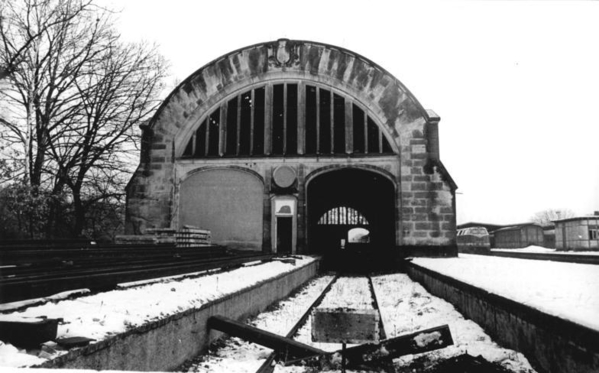 Bundesarchiv_Bild_183-1990-1226-006,_Potsdam,_Kaiserbahnhof_Wildpark