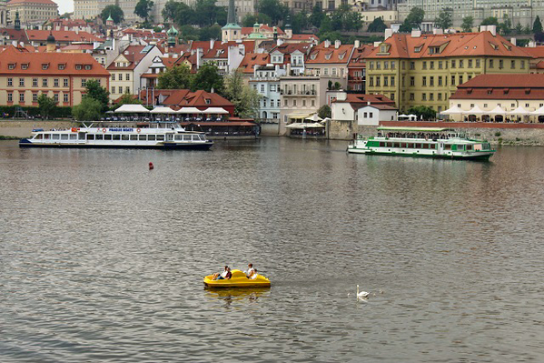 Charles Bridge 4-1