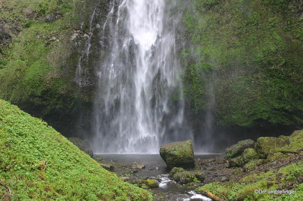 Multnomah Falls, Columbia River Gorge, Oregon