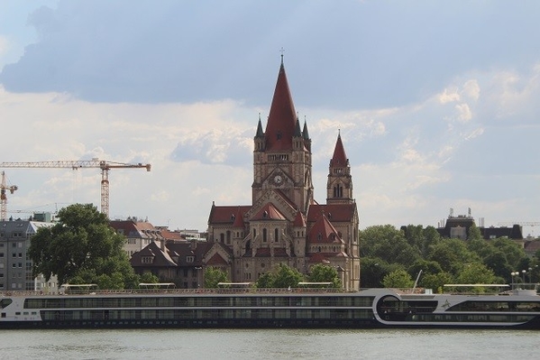 Danube-Casstle