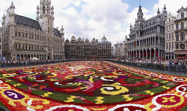 Floral Carpet in Grand Place, courtesy of Wouter Hagens and Wikimedia