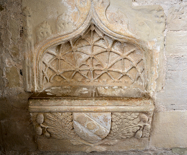 Font 8 Chapel