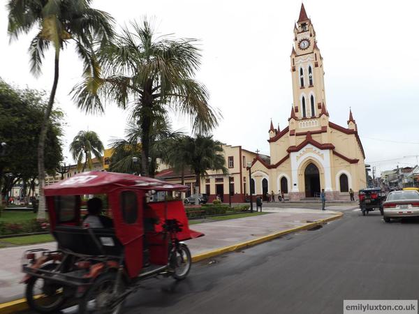 Iquitos [1)