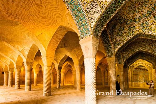 Iran-GardensOfShiraz-105