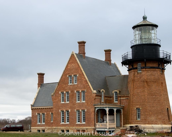 Lessuck - southeast light house-2