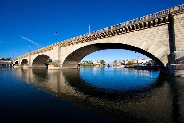 London-Bridge-in-AZ