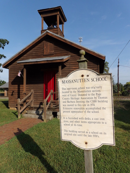 Luray Massanutten School House