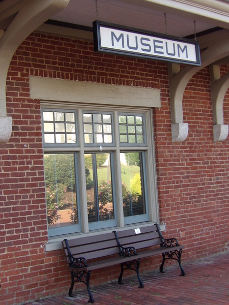 Luray Visitor Center Museum