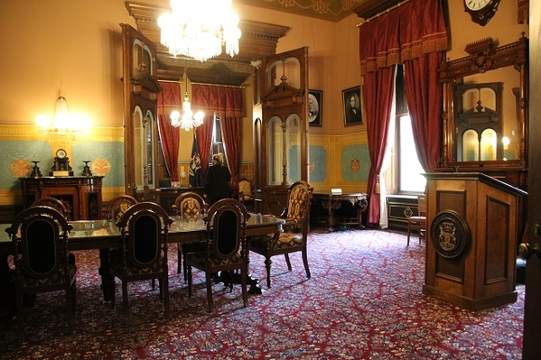 Michigan State Capitol - Office