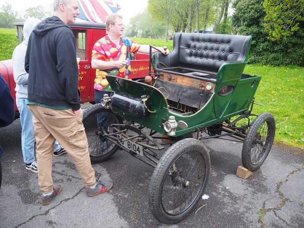 P5083944 9. A 1902 Steamobile.