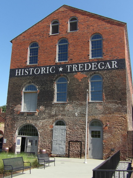 Pattern Building Woolen Mill