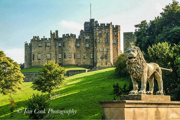 Photo 03-11-2015, 14 16 10 Alnwick Castle from Lion Bridge