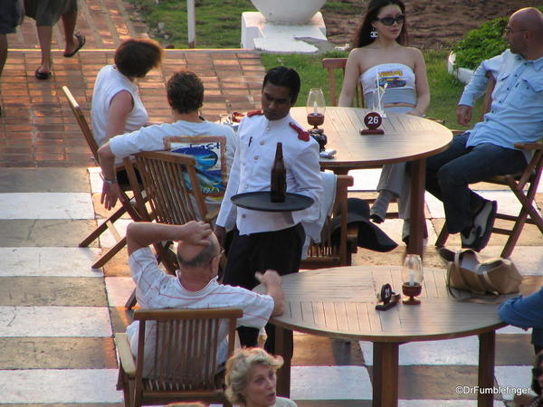 Drinks and a Sunset at Galle Face Hotel