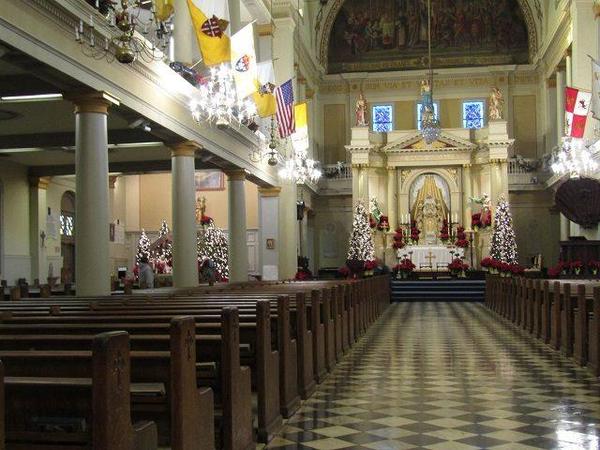 Saint-Louis-Cathedral-Inside5