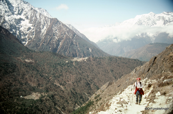 Spare Nepal 04-2002 (67) Trail to Pangboche