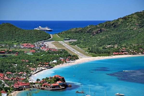 St. Barts Aerial View - Credit - Comit+¬ du Tourisme de Saint-Barth+¬lemy