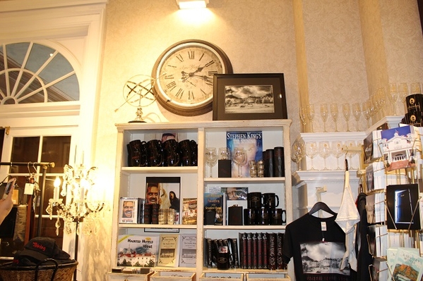 Stanley Hotel - Store1