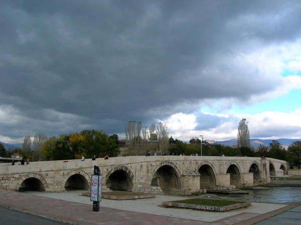 T12 ancient-bridge-skopje