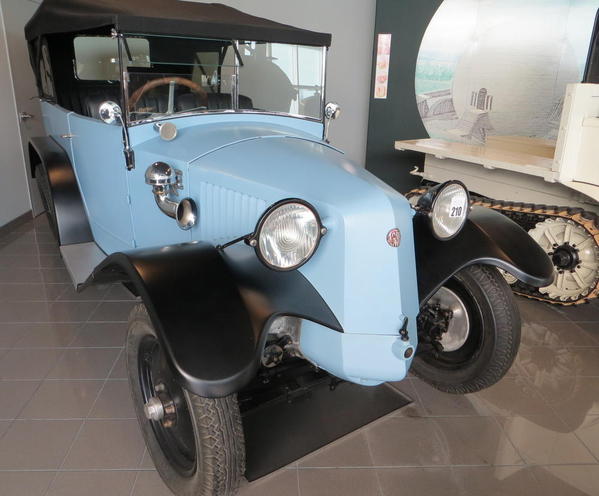 Tampa Bay Automobile Museum 2013 008 1936 Tatra 26-30