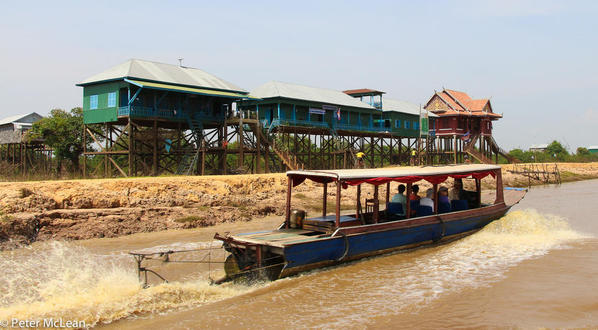 Tonle Sap Village-8445