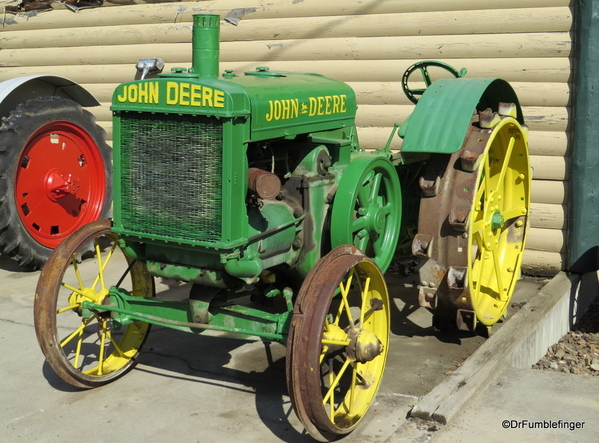 Tractpr John Deere