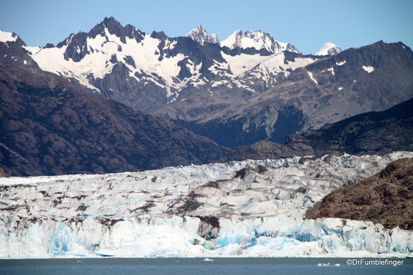 Viedma Glacier, El Chaltan. Icebergs in Viedma Lake