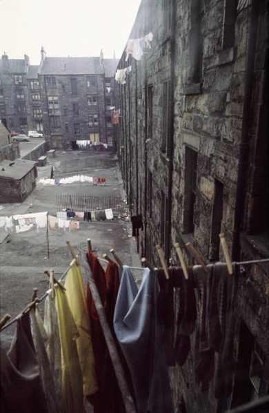 View-from-kitchen-window-of-Maryhill-tenements.1970-667x1024