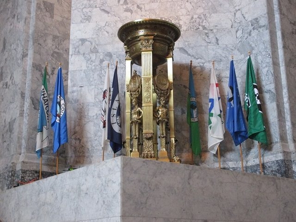 Washington State Capitol - Flags