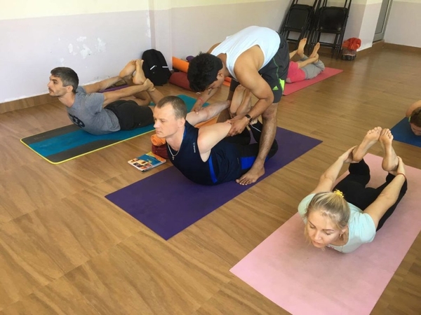 Yoga teacher training7