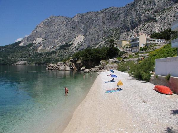 apartments_on_shore_makarska