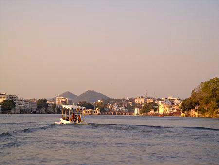 boatrideudaipur