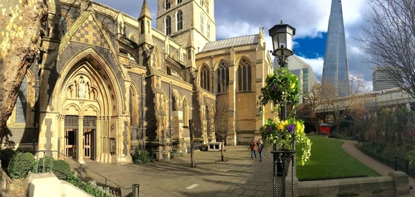 detail_Churchyard_panorama