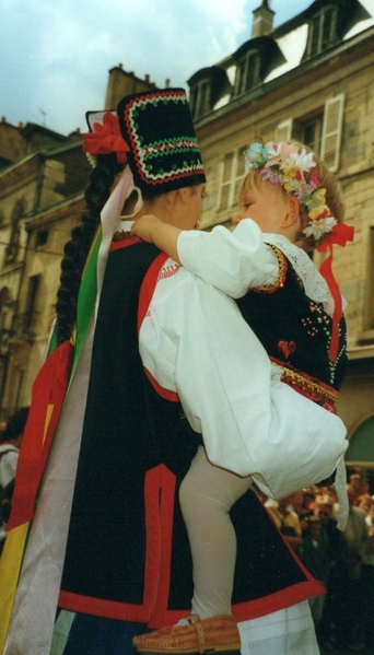 dijon parade little girl