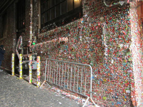 gum wall 3