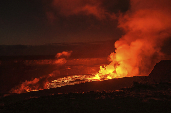 id5320096-kilauae-hawaii-volcano-erupting-wednesday