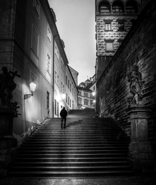 prague-city-blackwhite-photography-architecture-travel