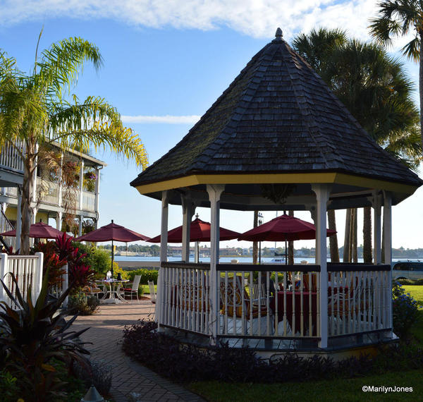 The Bayfront Marin House is a beautiful bed and breakfast located within walking distance of most of the city