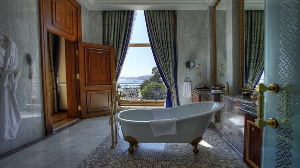 sultan suite_guest bathroom