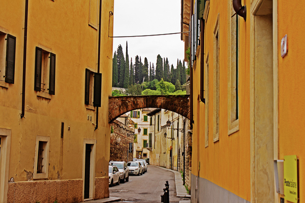 verona streets 03