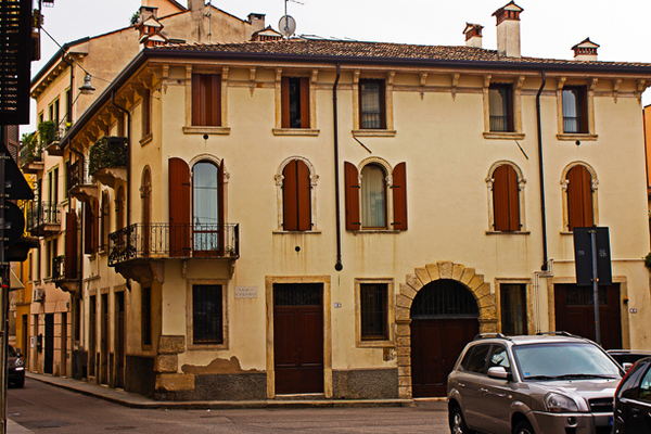 verona streets 05